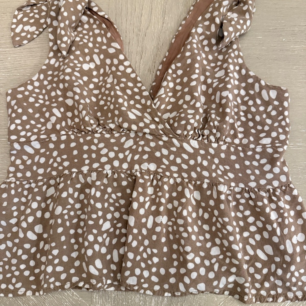 Le Lis Brown and White Patterned Blouse Cottage Core - Picture 2 of 6